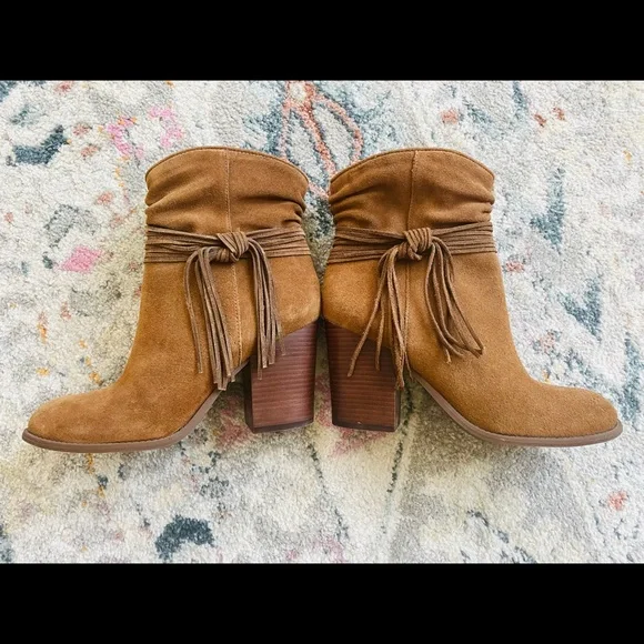 Jessica Simpson cognac suede heels bootie with cute leather tassel